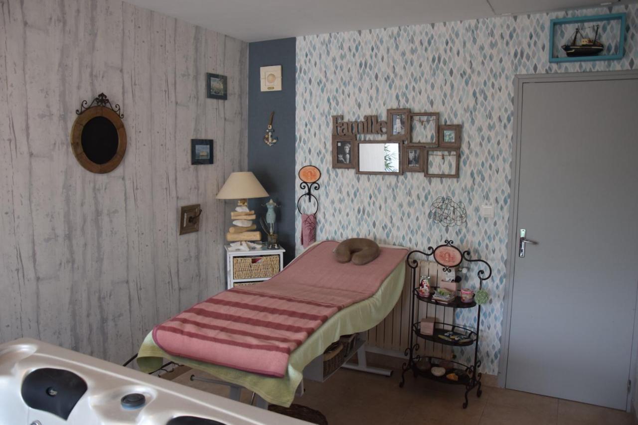 Bed and Breakfast Au gué du bois Neuville-du-Poitou Esterno foto